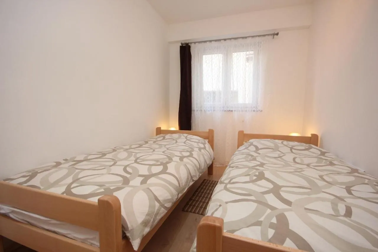 Apartments With A Parking Space Strmac, Labin - 7402 0*, Labin (Istria)